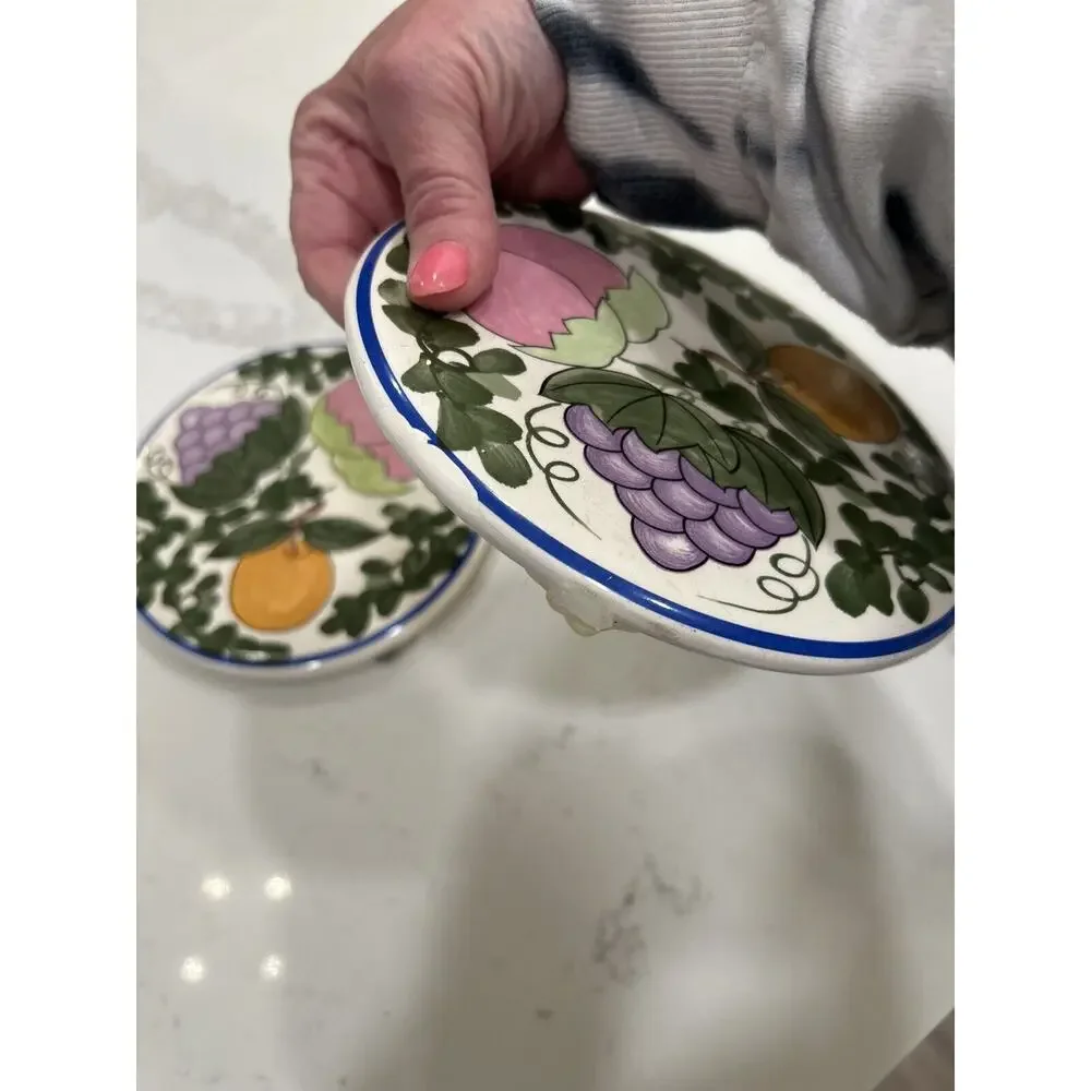 Vtg World Bazaars 3 Fruit Ceramic Glazed White Trivets Blue Rim Chinoiserie 6.5”